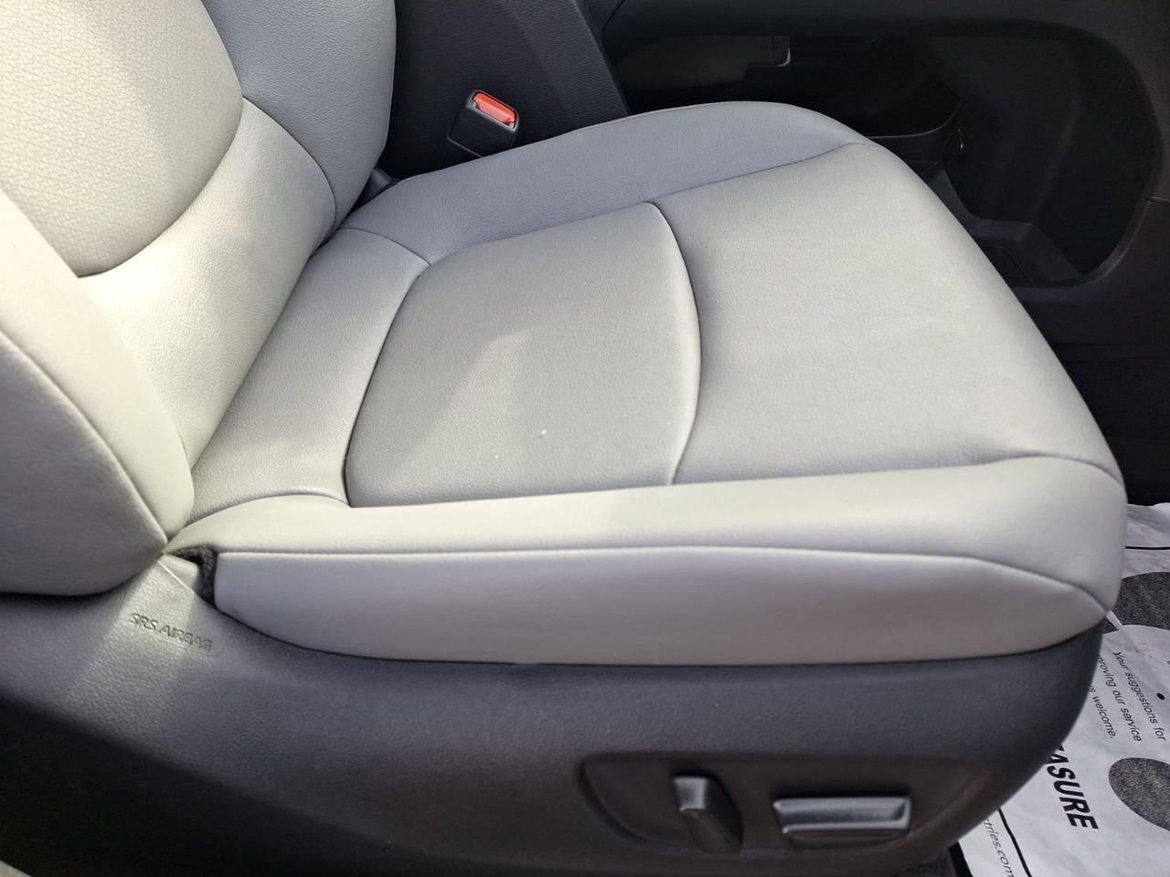 2025 Toyota Sienna XLE Hurst TX