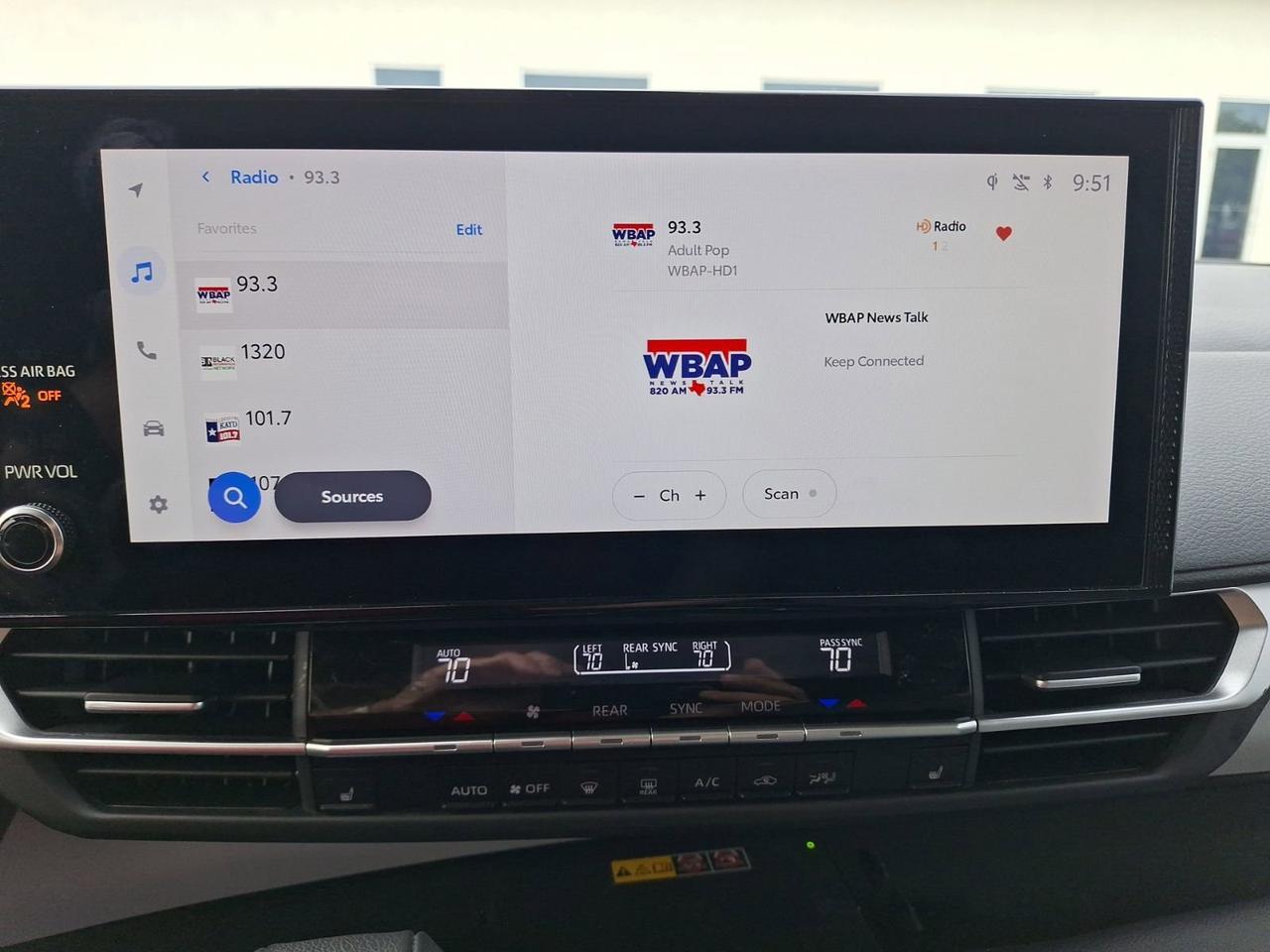 2025 Toyota Sienna XLE Hurst TX