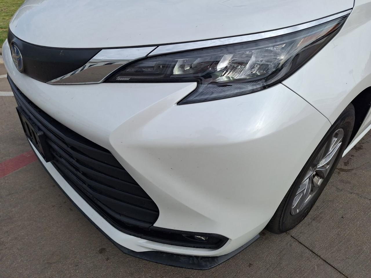 2025 Toyota Sienna XLE Hurst TX