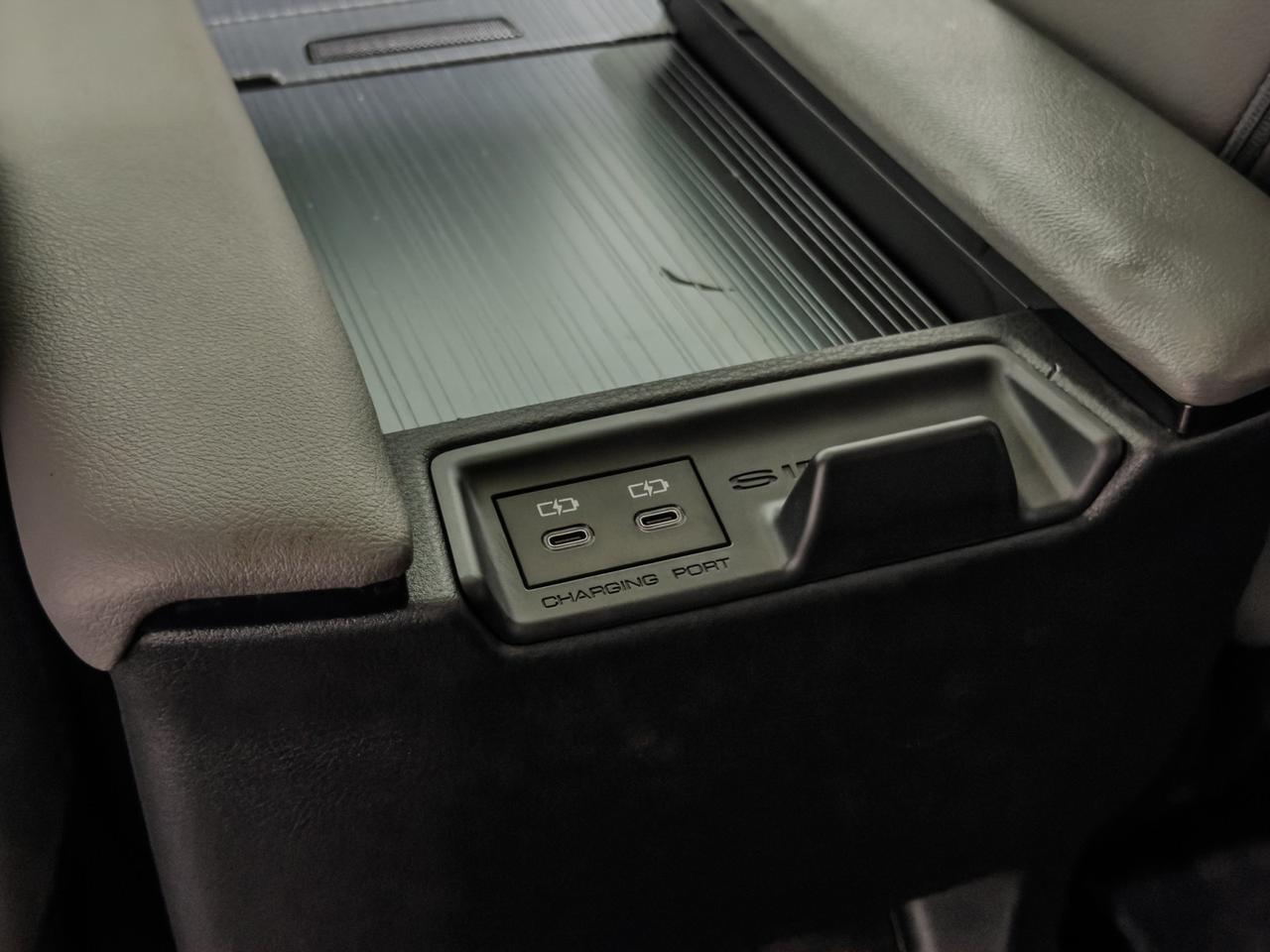 2025 Toyota Sienna XLE HYBRID AWD Tallmadge OH
