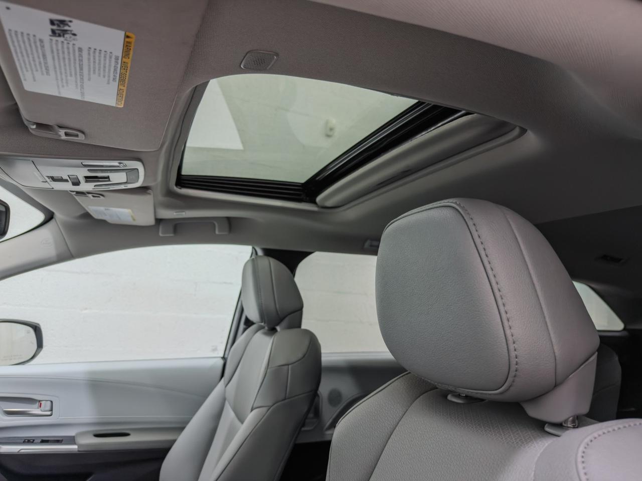 2025 Toyota Sienna XLE HYBRID AWD Tallmadge OH