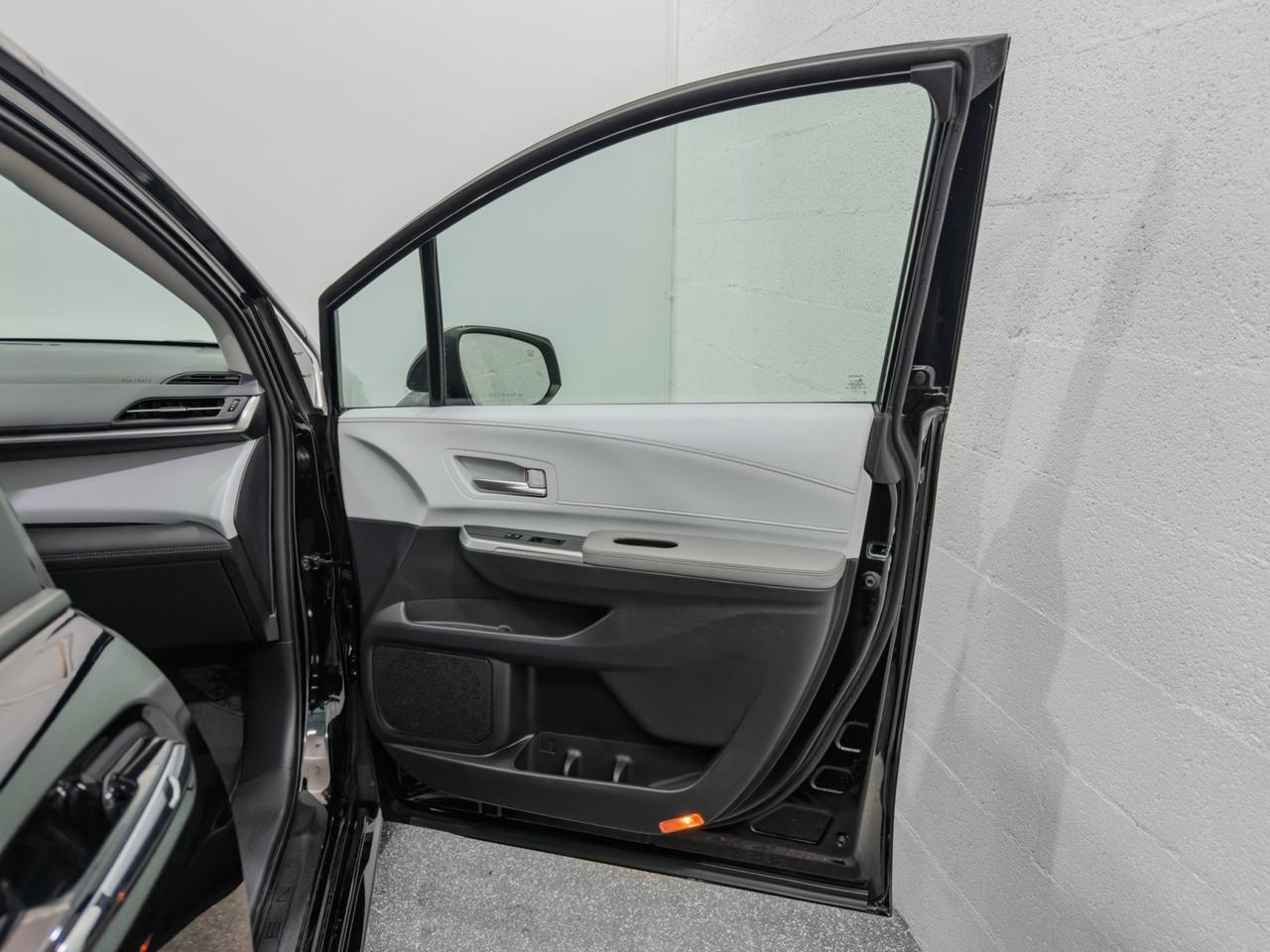 2025 Toyota Sienna XLE HYBRID AWD Tallmadge OH