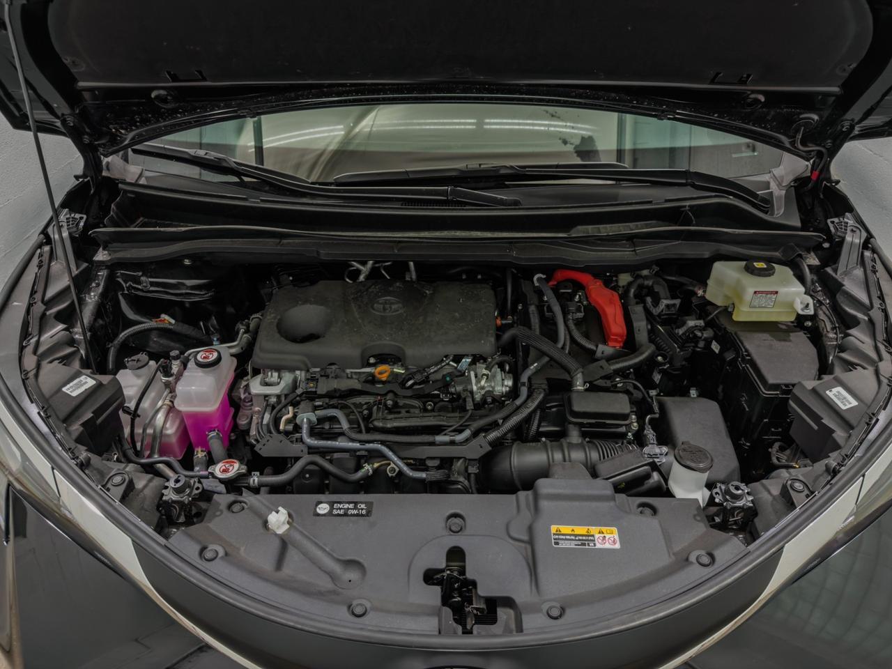 2025 Toyota Sienna XLE HYBRID AWD Tallmadge OH