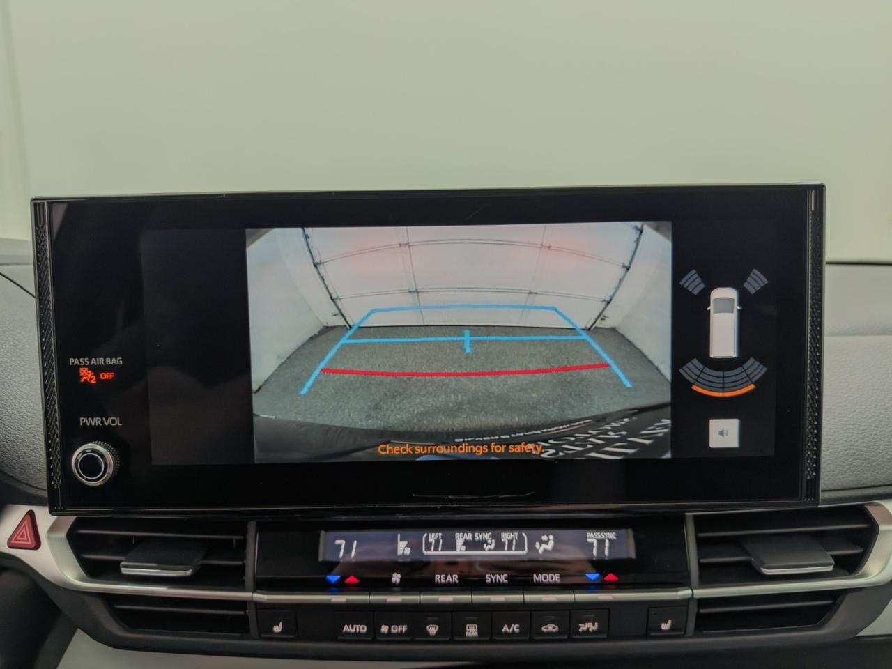 2025 Toyota Sienna XLE HYBRID AWD Tallmadge OH