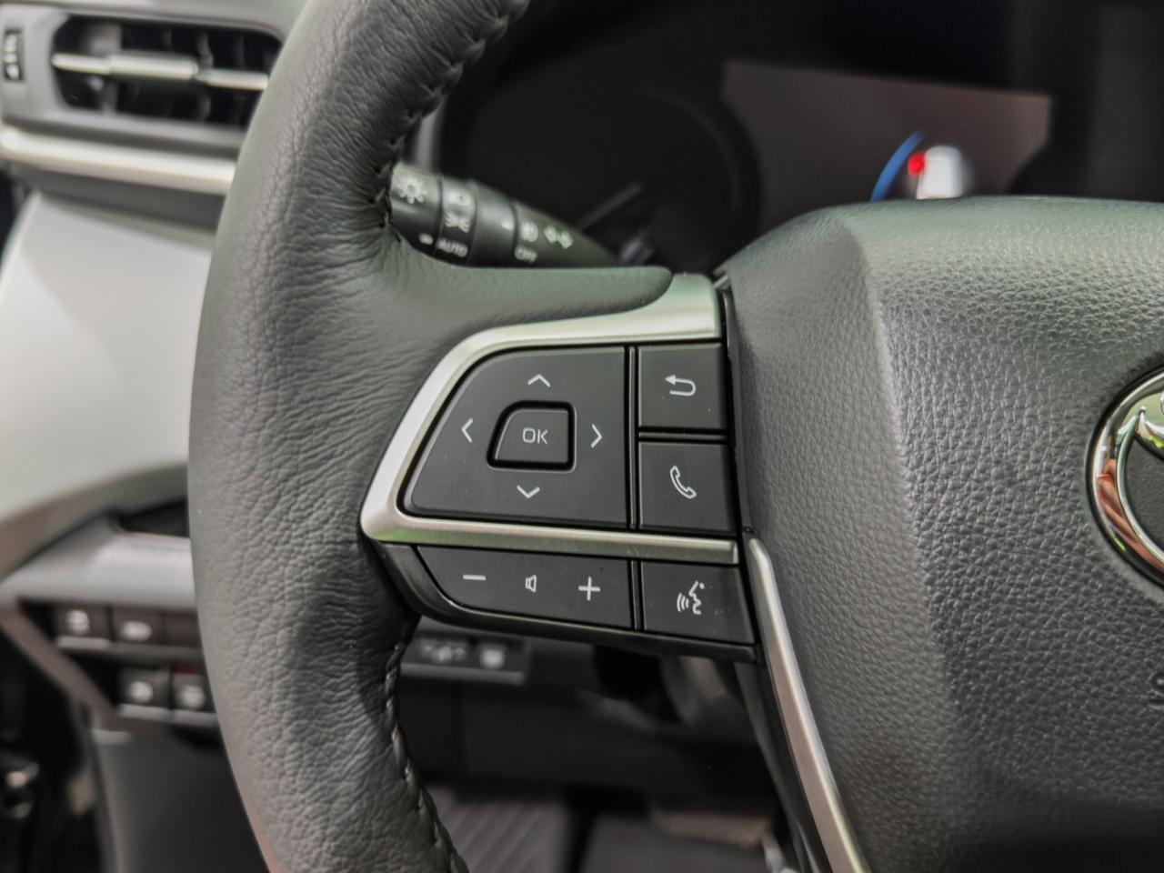 2025 Toyota Sienna XLE HYBRID AWD Tallmadge OH