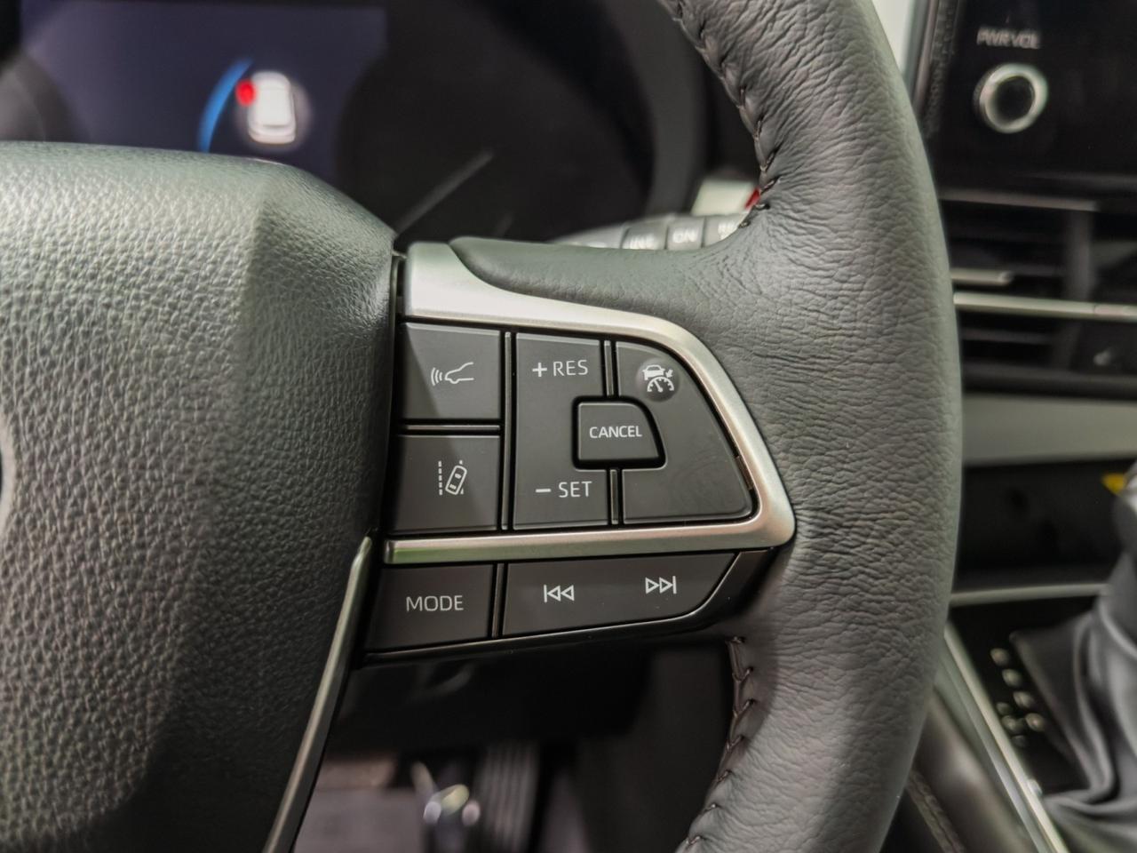2025 Toyota Sienna XLE HYBRID AWD Tallmadge OH