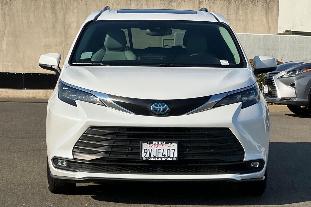 2025 Toyota Sienna XLE Roseville CA