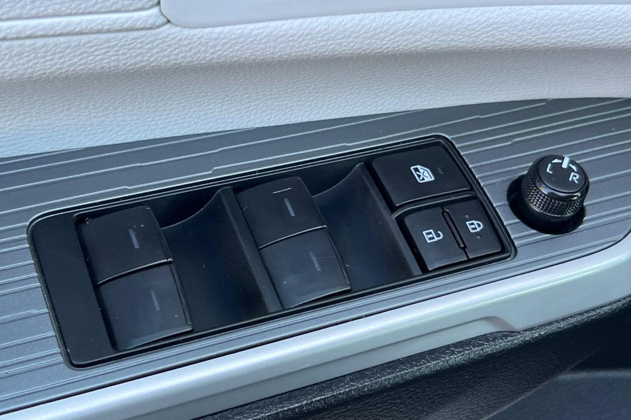 2025 Toyota Sienna XLE Roseville CA
