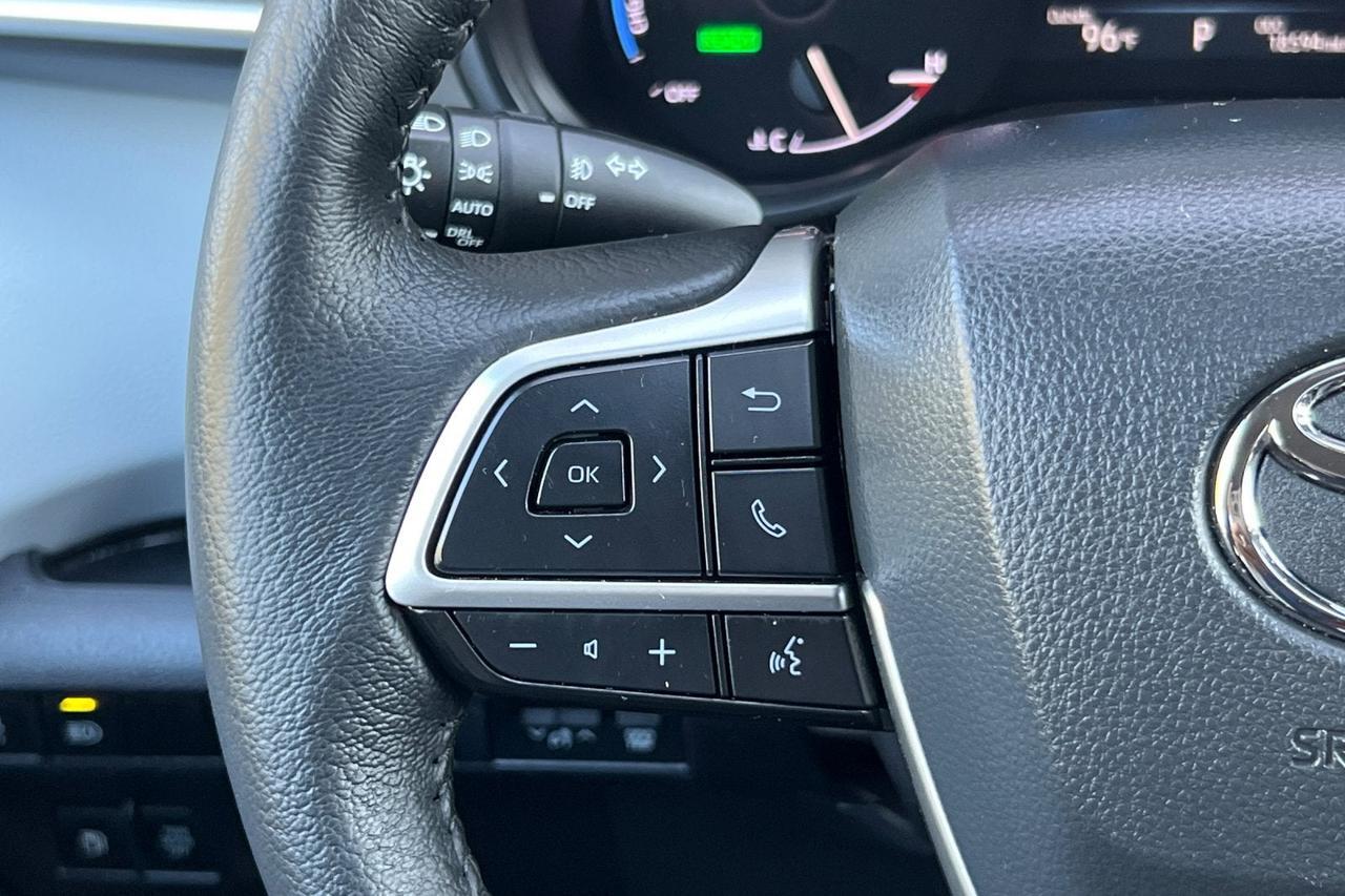 2025 Toyota Sienna XLE Roseville CA