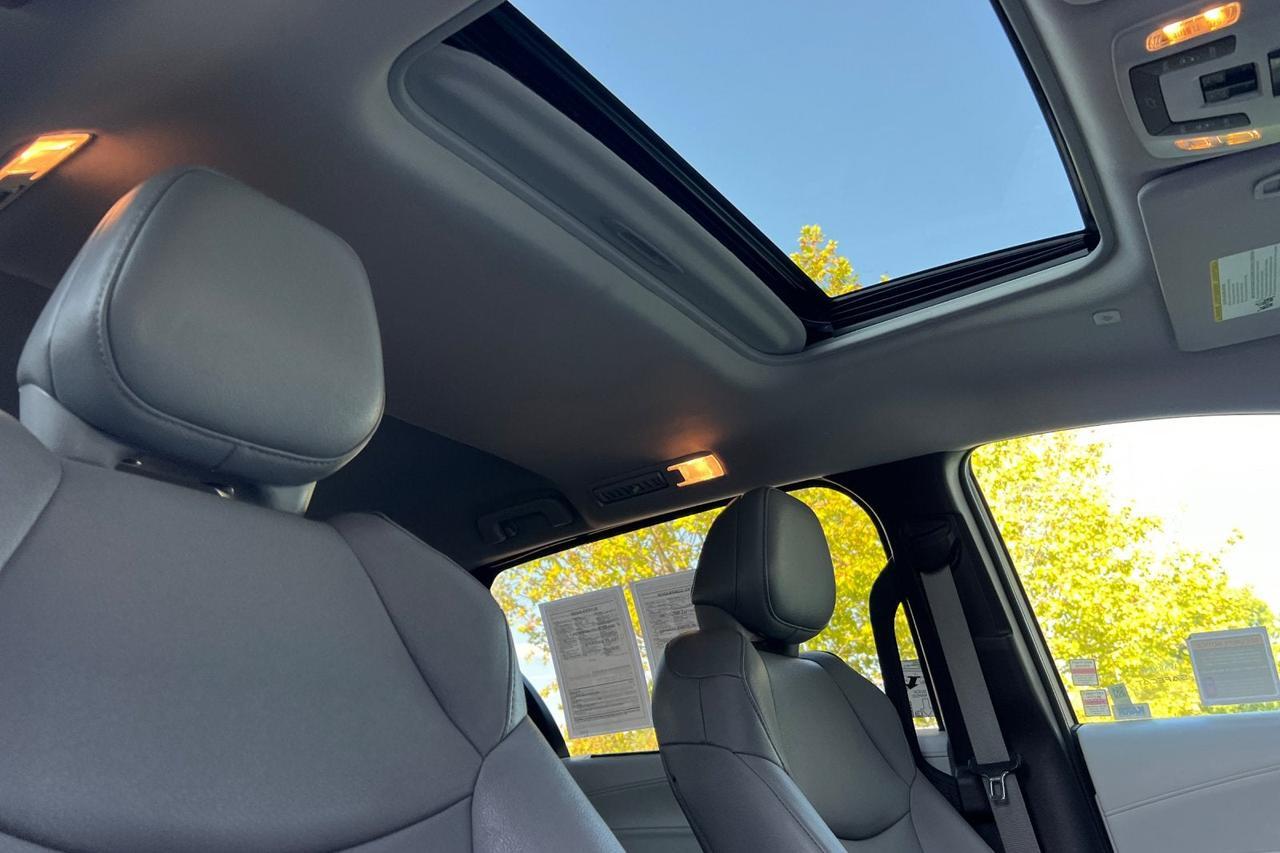 2025 Toyota Sienna XLE Roseville CA