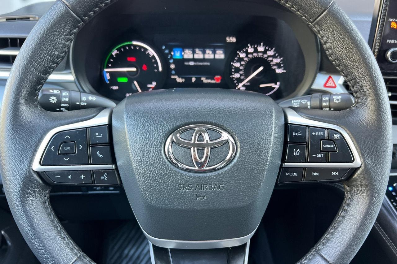 2025 Toyota Sienna XLE Roseville CA