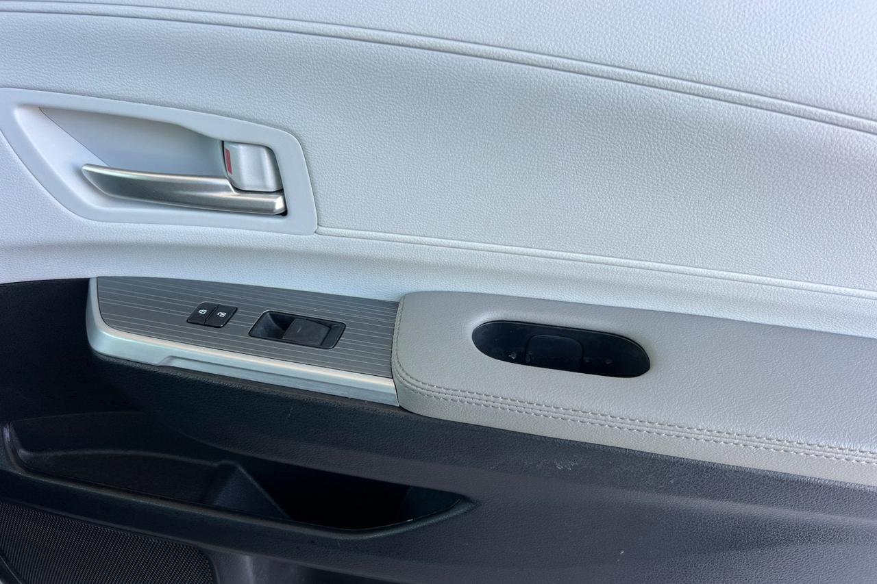 2025 Toyota Sienna XLE Roseville CA