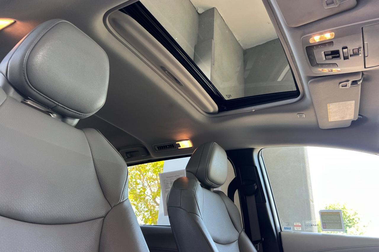 2025 Toyota Sienna XLE Roseville CA
