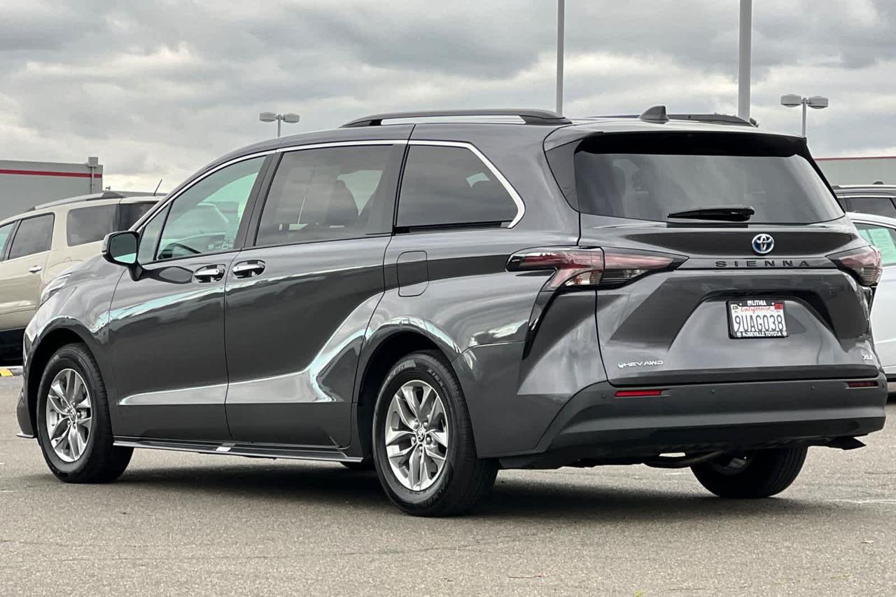 2025 Toyota Sienna XLE Roseville CA