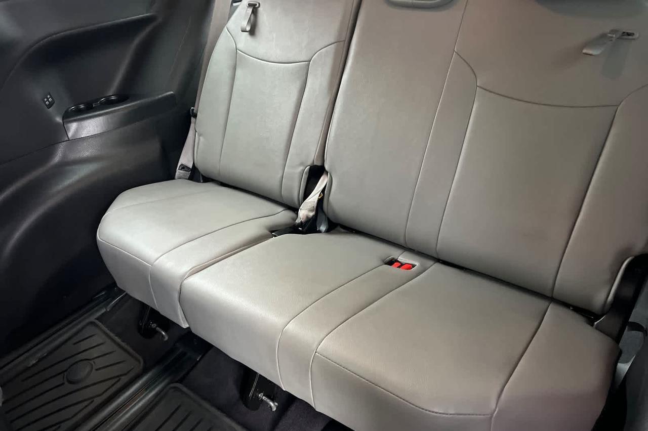 2025 Toyota Sienna XLE Roseville CA