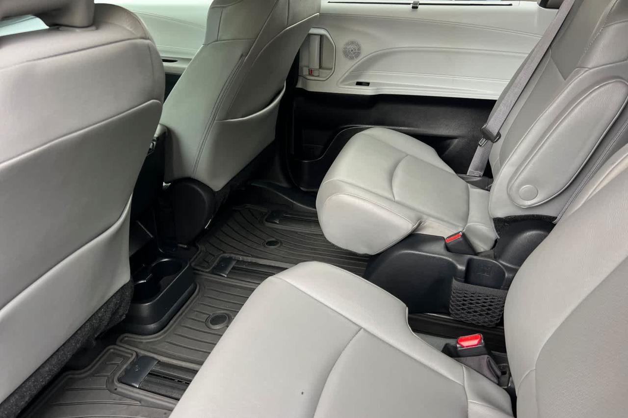 2025 Toyota Sienna XLE Roseville CA