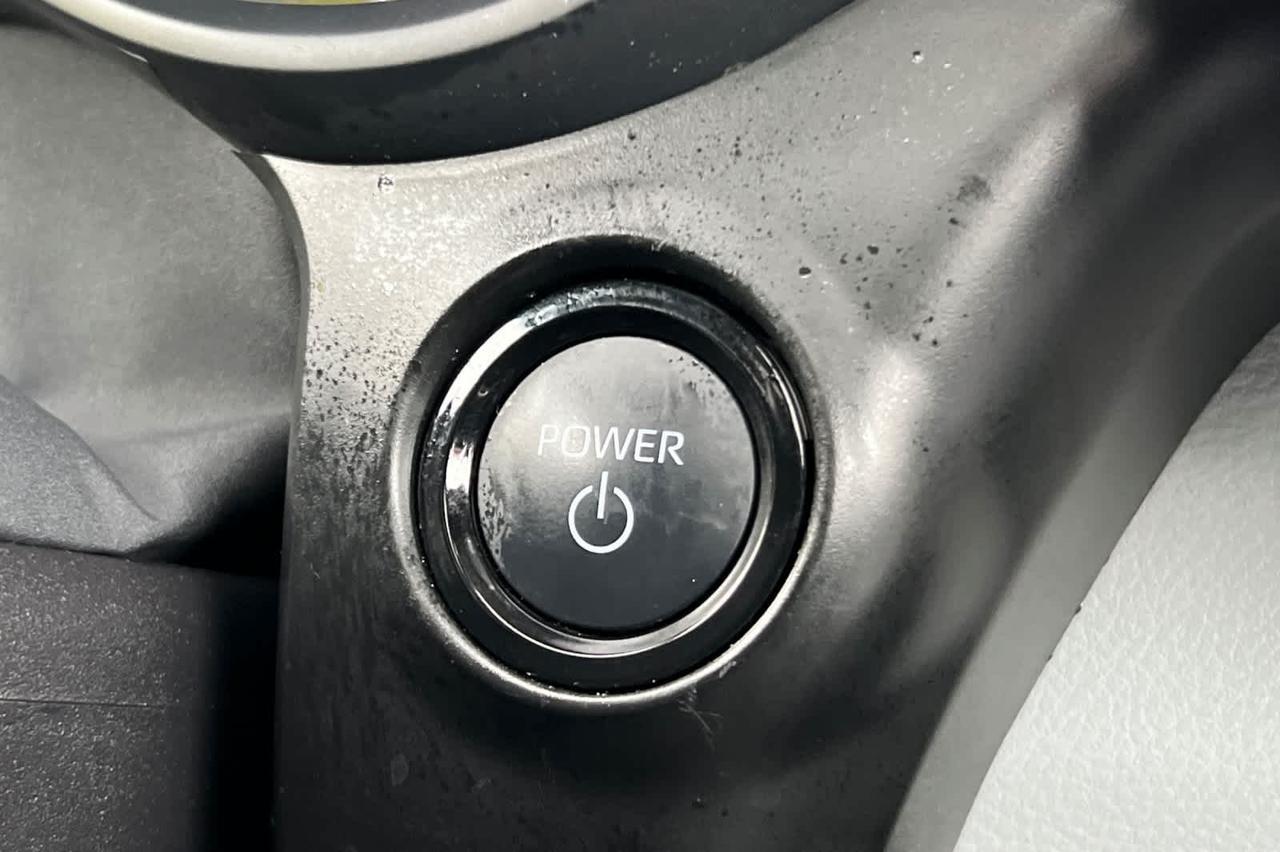 2025 Toyota Sienna XLE Roseville CA