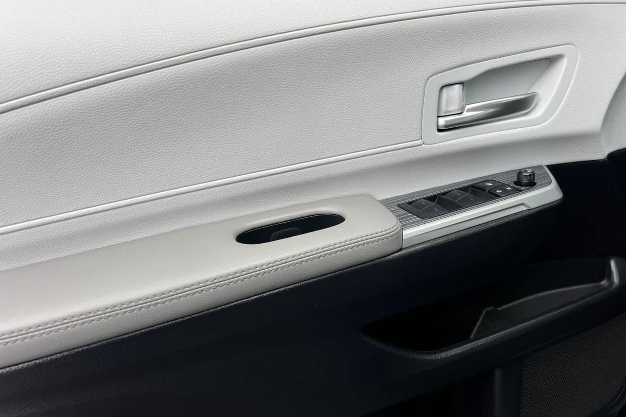 2025 Toyota Sienna XLE Roseville CA