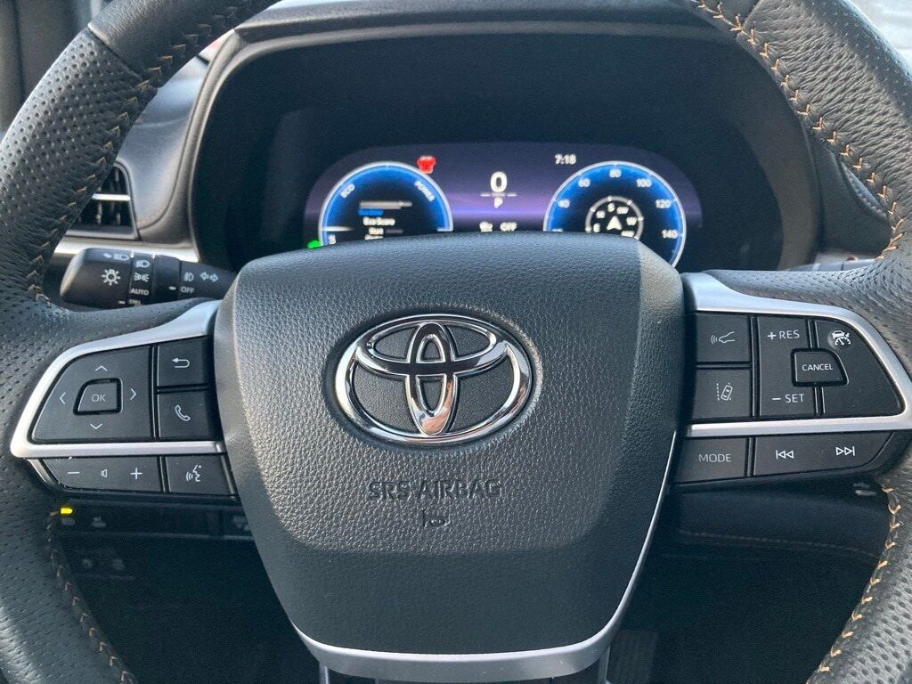 2025 Toyota Sienna XLE San Antonio TX