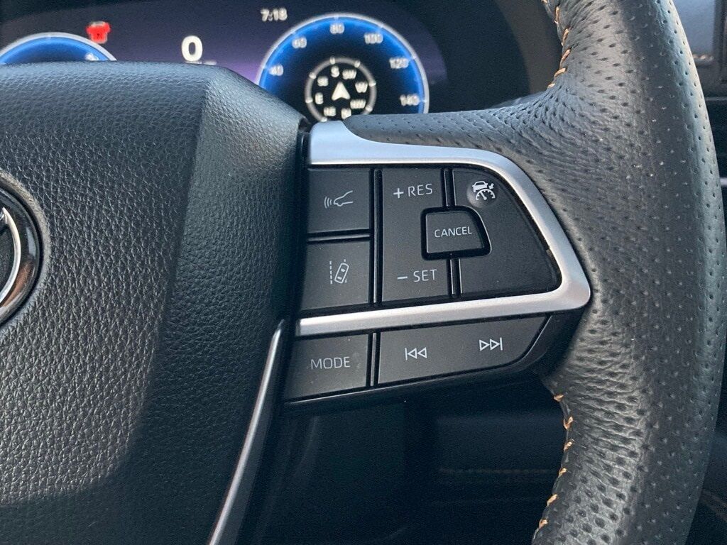 2025 Toyota Sienna XLE San Antonio TX