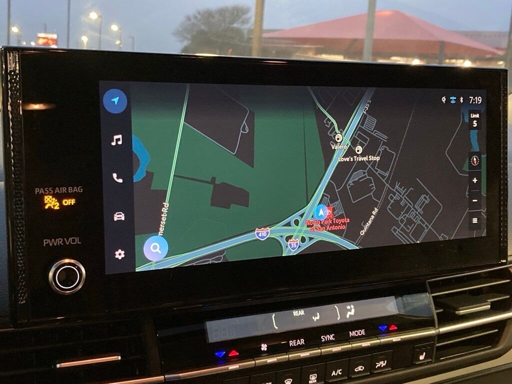 2025 Toyota Sienna XLE San Antonio TX