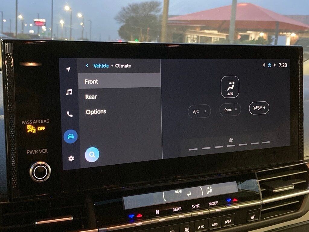 2025 Toyota Sienna XLE San Antonio TX