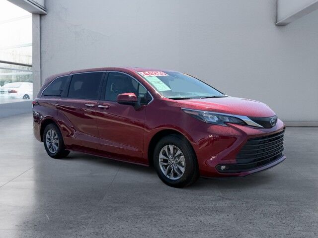 2025 Toyota Sienna XLE Yuma AZ