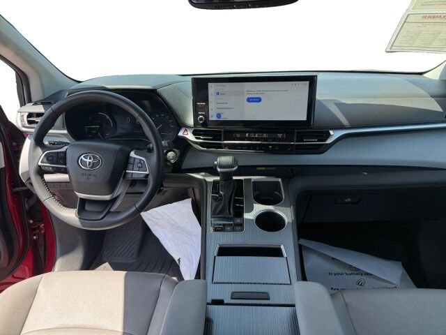 2025 Toyota Sienna XLE Yuma AZ