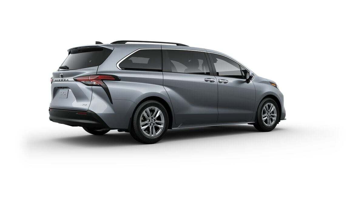 2025 Toyota Sienna XLE Stafford VA