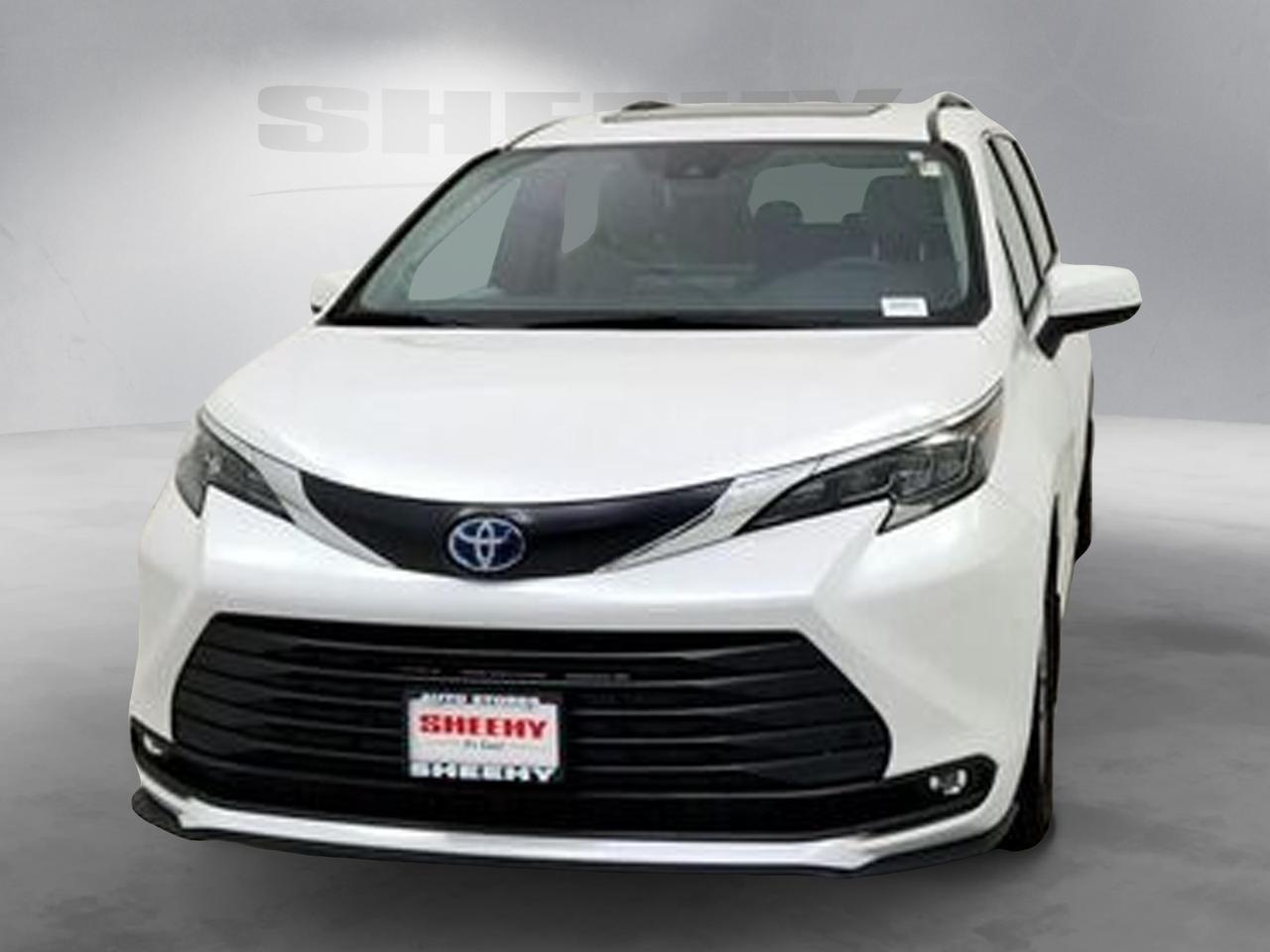 2025 Toyota Sienna XLE Laurel MD
