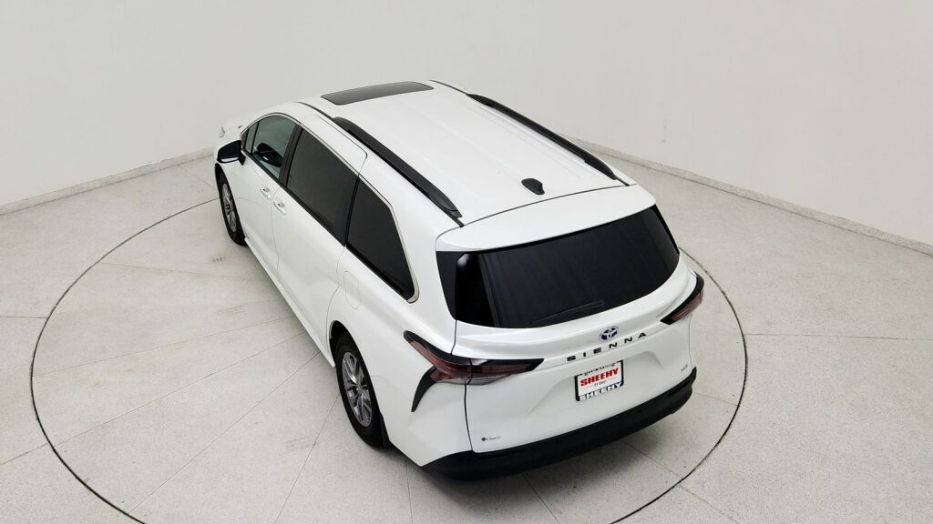 2025 Toyota Sienna XLE Laurel MD