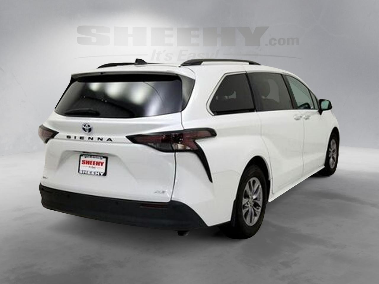 2025 Toyota Sienna XLE Laurel MD