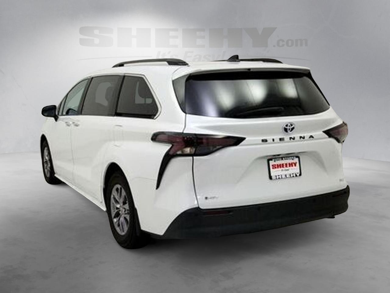 2025 Toyota Sienna XLE Laurel MD
