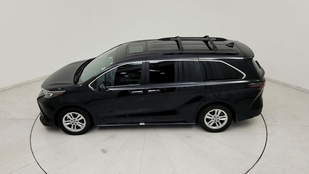 2025 Toyota Sienna XLE Laurel MD