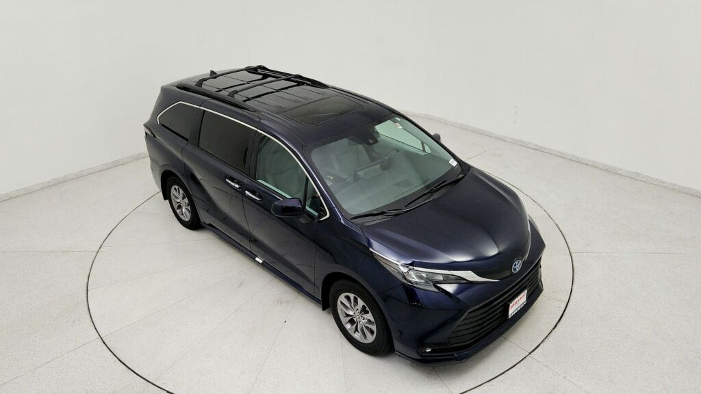 2025 Toyota Sienna XLE Laurel MD