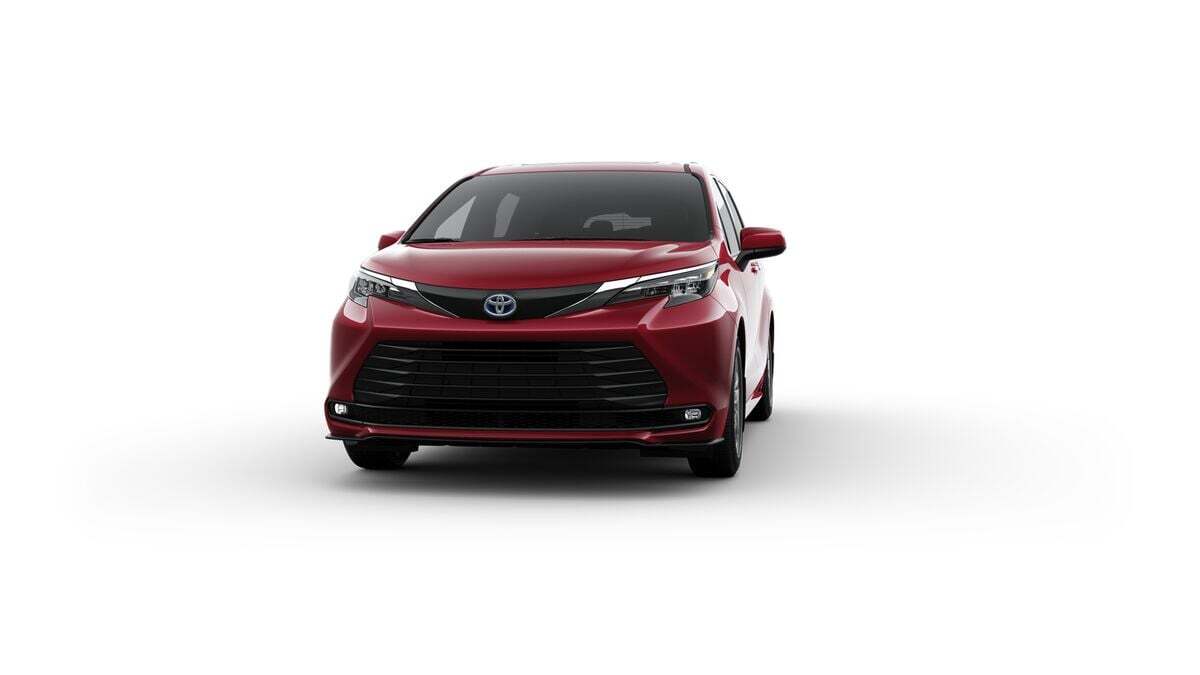 2025 Toyota Sienna XLE Fredericksburg VA