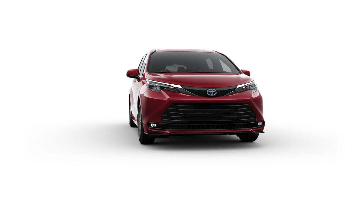 2025 Toyota Sienna XLE Fredericksburg VA