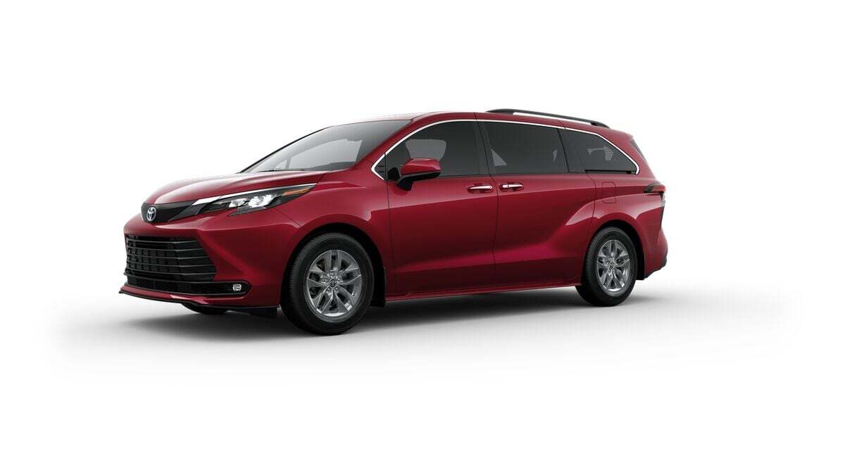 2025 Toyota Sienna XLE Fredericksburg VA