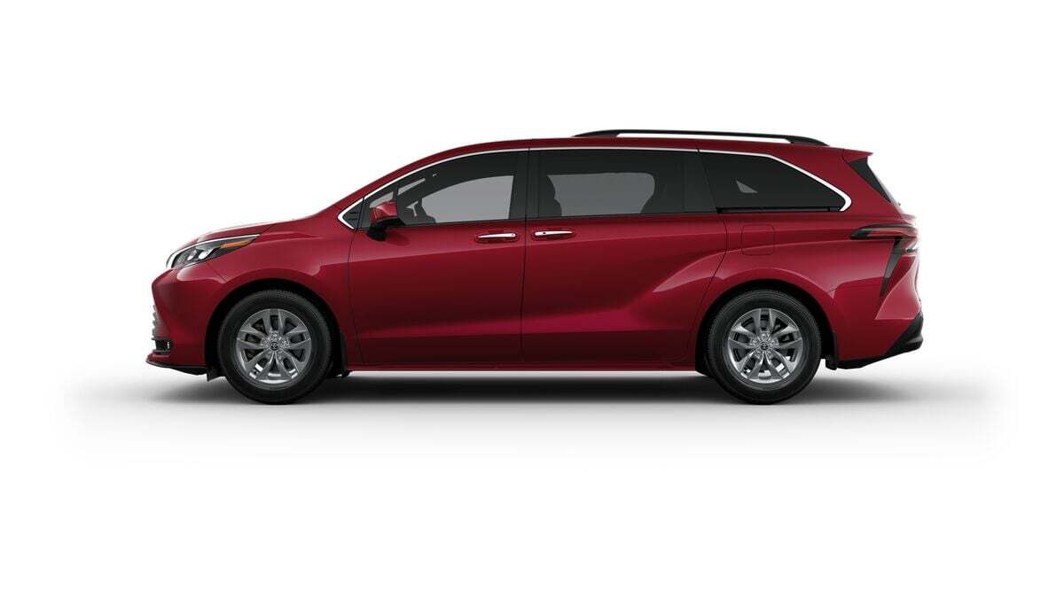 2025 Toyota Sienna XLE Fredericksburg VA