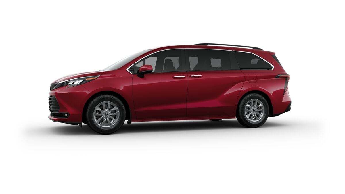 2025 Toyota Sienna XLE Fredericksburg VA