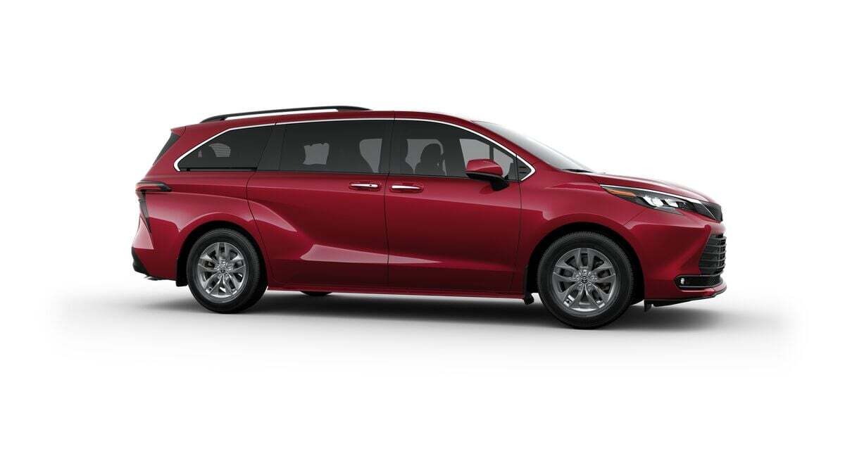 2025 Toyota Sienna XLE Fredericksburg VA