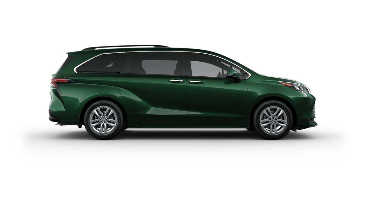 2025 Toyota Sienna XLE Fredericksburg VA