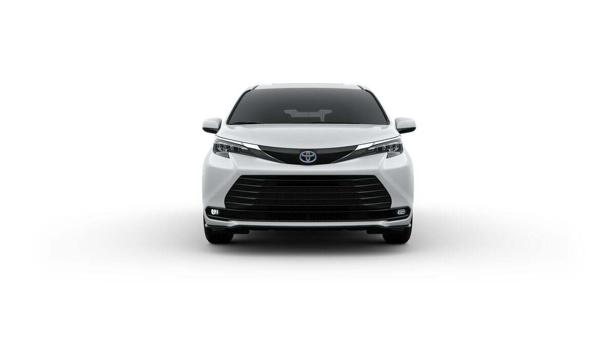 2025 Toyota Sienna XLE Fredericksburg VA