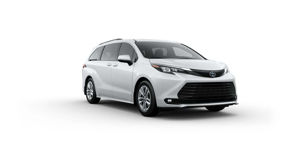 2025 Toyota Sienna XLE Fredericksburg VA