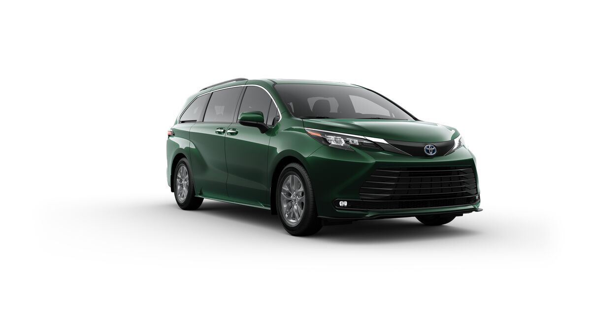 2025 Toyota Sienna XLE Fredericksburg VA