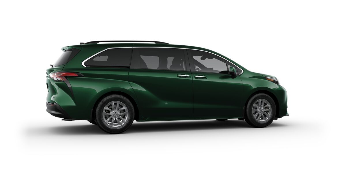 2025 Toyota Sienna XLE Fredericksburg VA