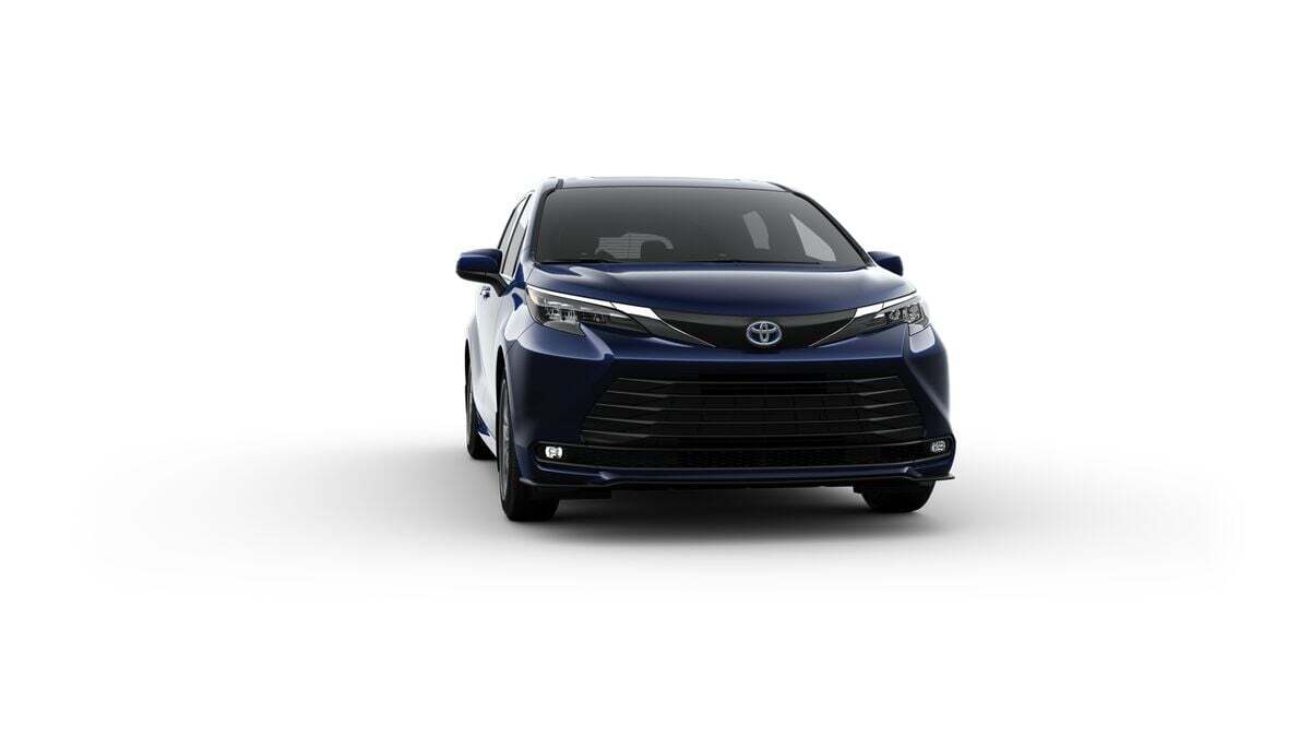 2025 Toyota Sienna XLE Fredericksburg VA