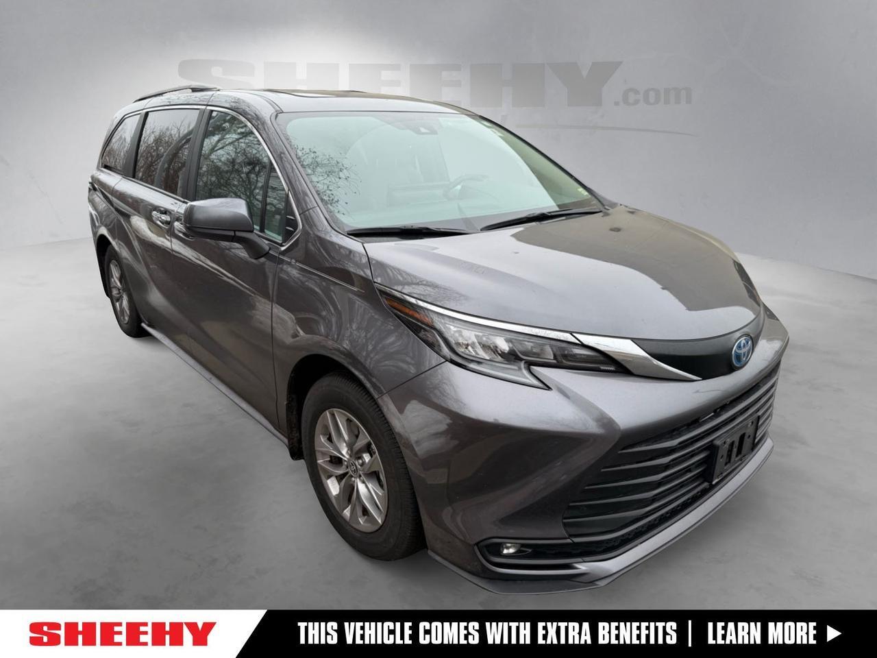 2025 Toyota Sienna XLE