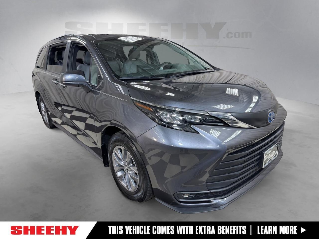 2025 Toyota Sienna XLE
