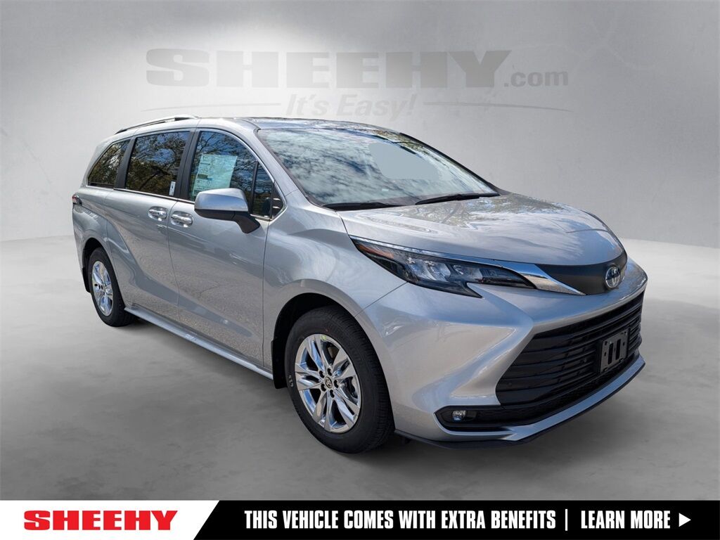 2025 Toyota Sienna XLE